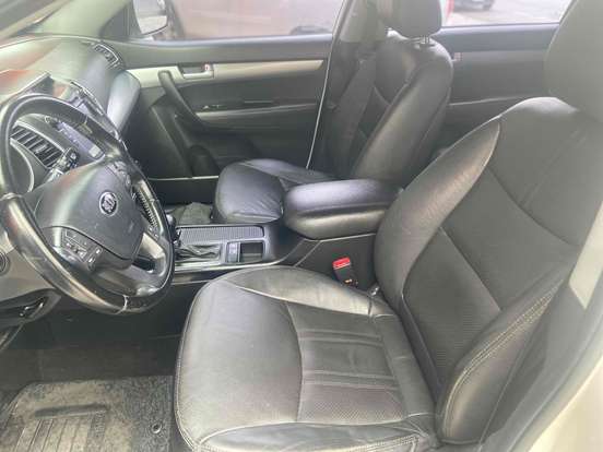 KIA-SORENTO-2014