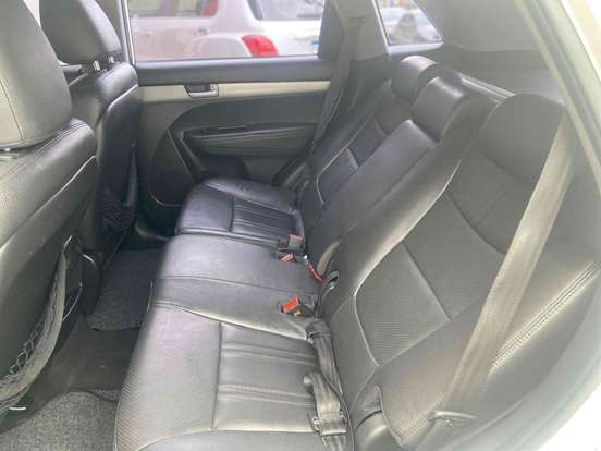 KIA-SORENTO-2.4 16V GASOLINA EX AUTOMÁTICO KIA-SORENTO-2014