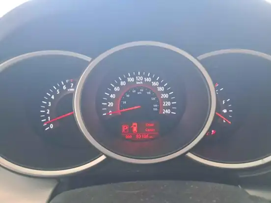 KIA-SORENTO-2011