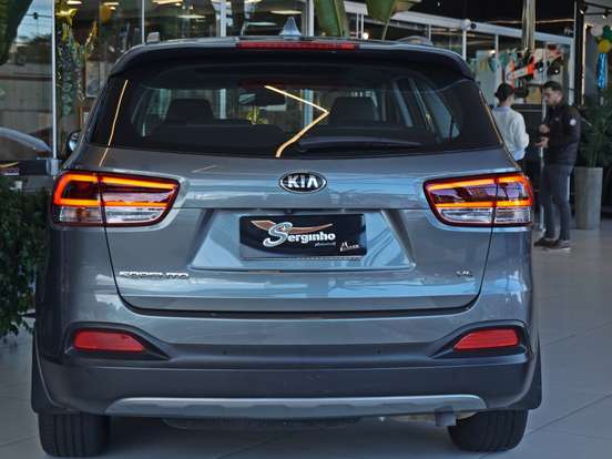 KIA-SORENTO-2017