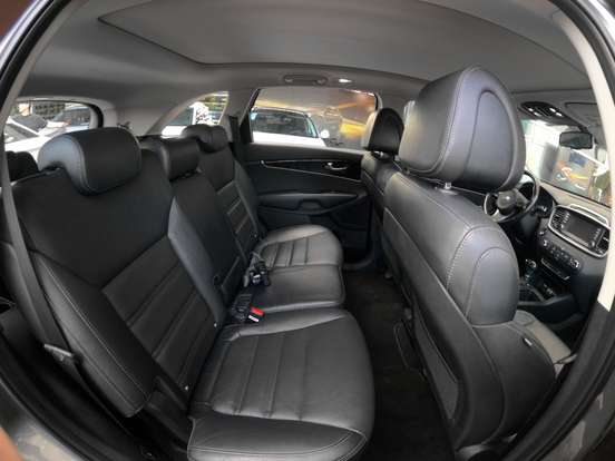 KIA-SORENTO-3.3 V6 GASOLINA EX 7L AUTOMATICO KIA-SORENTO-2017