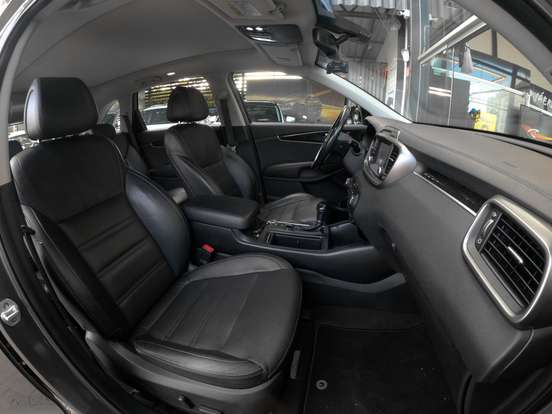 KIA-SORENTO-2017