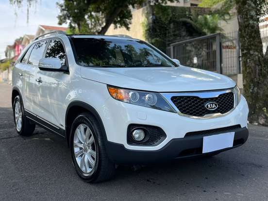 KIA-SORENTO-3.5 V6 GASOLINA EX 7L AUTOMATICO KIA-SORENTO-2010