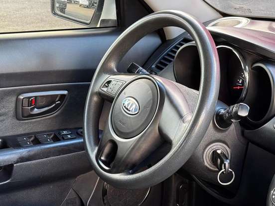 KIA-SOUL-2011