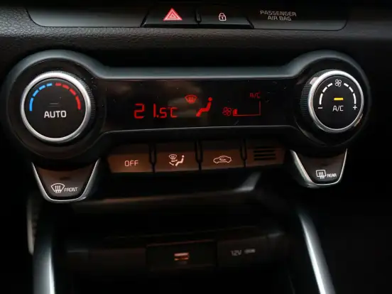 KIA-STONIC-1.0 TGDI MHEV SX AUTOMÁTICO KIA-STONIC-2022