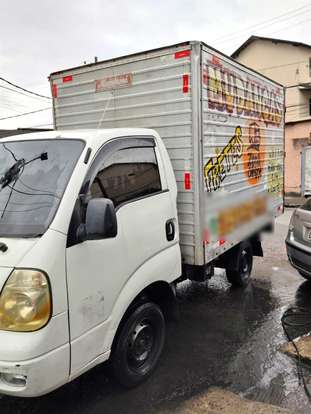 KIA-BONGO-2008