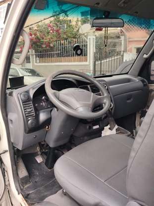 KIA-BONGO-2008