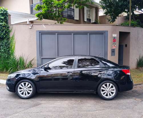 KIA-CERATO-1.6 SX 16V FLEX 4P AUTOMÁTICO KIA-CERATO-2012
