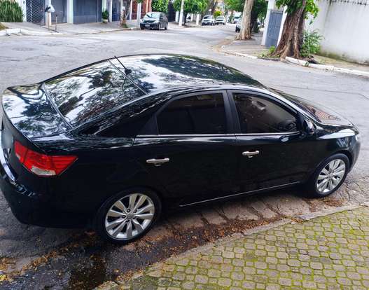 KIA-CERATO-2012