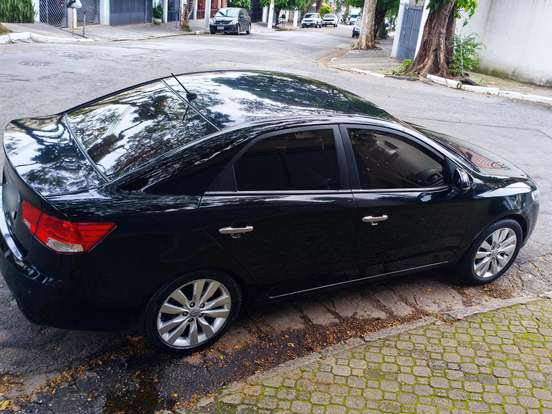 KIA-CERATO-1.6 SX 16V FLEX 4P AUTOMÁTICO KIA-CERATO-2012
