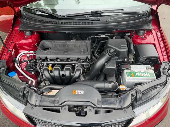 KIA-CERATO-2.0 KOUP 16V GASOLINA 2P AUTOMÁTICO KIA-CERATO-2011