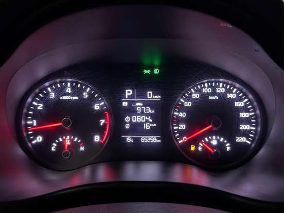 KIA-RIO-2020