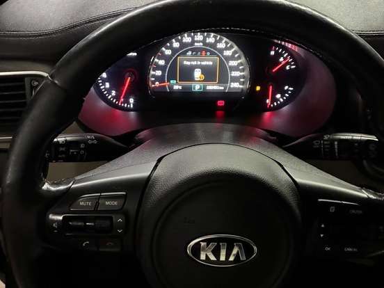 KIA-SORENTO-3.3 V6 GASOLINA EX 7L AUTOMATICO KIA-SORENTO-2016