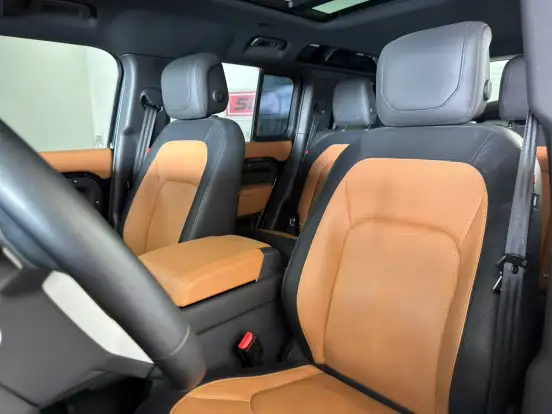 LAND ROVER-DEFENDER-2023