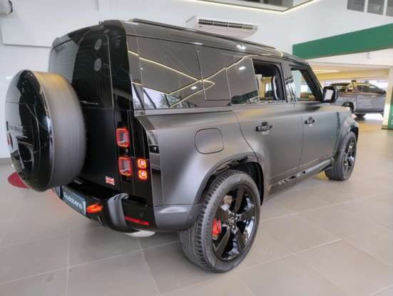 LAND ROVER-DEFENDER-2025