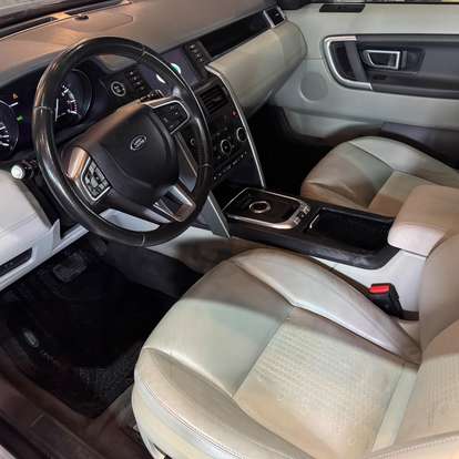LAND ROVER-DISCOVERY SPORT-2015