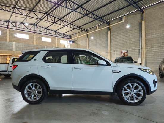 LAND ROVER-DISCOVERY SPORT-2016