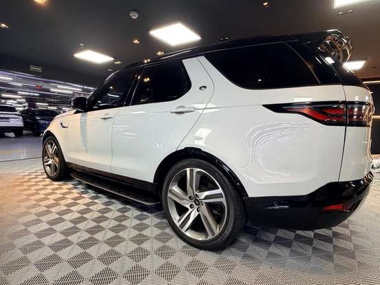 LAND ROVER-DISCOVERY-3.0 D300 TURBO DIESEL MHEV METROPOLITAN EDITION AUTOMÁTICO LAND ROVER-DISCOVERY-2023