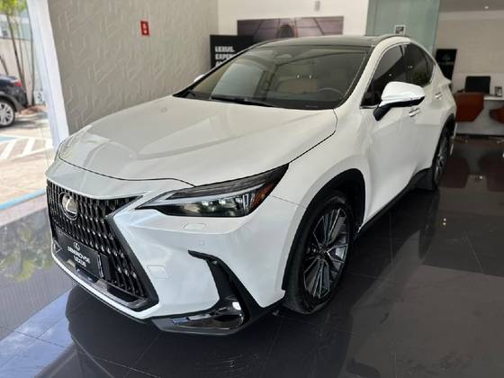 LEXUS NX 450h+ 2.5 PHEV AWD CVT
