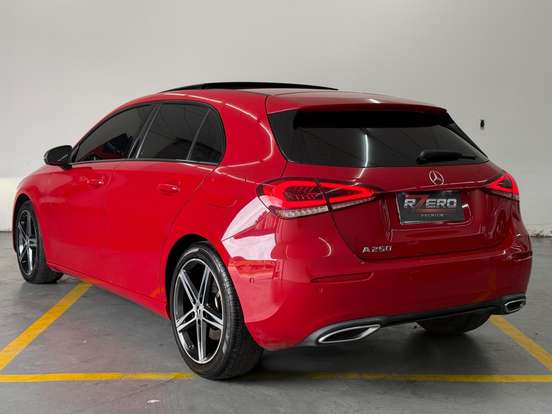 MERCEDES-BENZ-A 250-2018