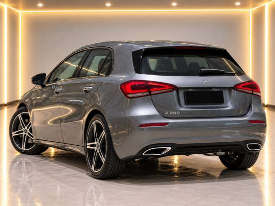 MERCEDES-BENZ-A 250-2018