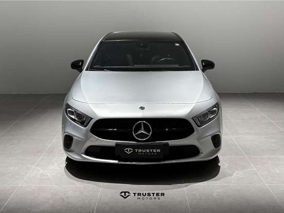 MERCEDES-BENZ-A 250-2019