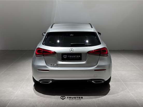 MERCEDES-BENZ-A 250-2019