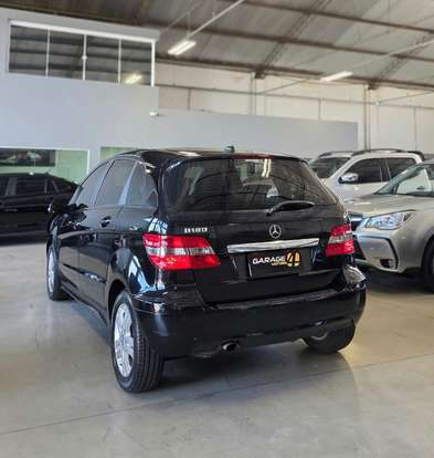 MERCEDES-BENZ-B 180-2011