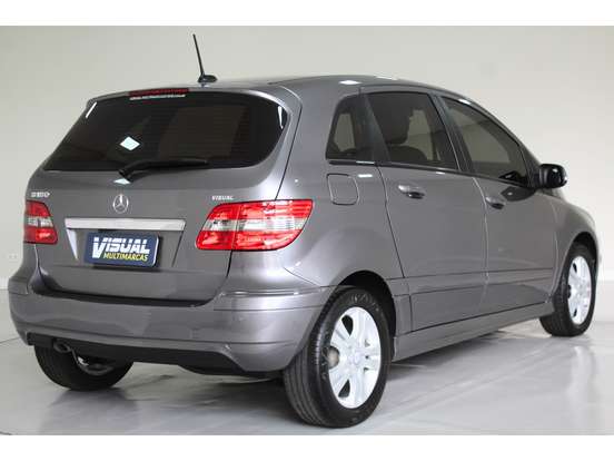 MERCEDES-BENZ-B 180-2010