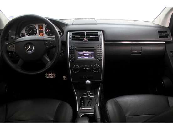 MERCEDES-BENZ-B 180-1.7 8V GASOLINA 4P AUTOMÁTICO MERCEDES-BENZ-B 180-2010