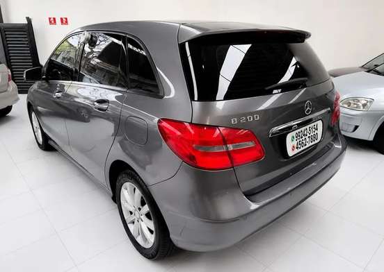 MERCEDES-BENZ-B 200-1.6 TURBO GASOLINA 4P AUTOMÁTICO MERCEDES-BENZ-B 200-2013