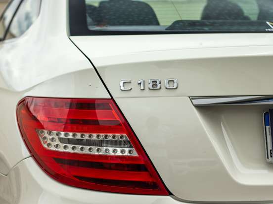 MERCEDES-BENZ-C 180-2012