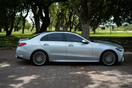 MERCEDES-BENZ-C 200-2025