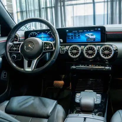 MERCEDES-BENZ-CLA 250-2023