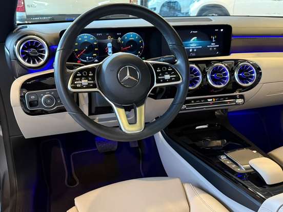 MERCEDES-BENZ-CLA 250-2022