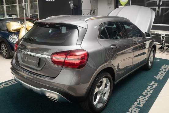 MERCEDES-BENZ-GLA 200-1.6 CGI FLEX ADVANCE 7G-DCT MERCEDES-BENZ-GLA 200-2018