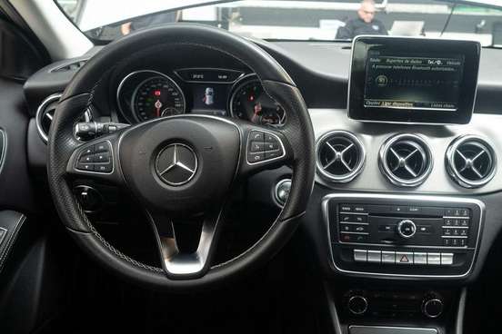 MERCEDES-BENZ-GLA 200-1.6 CGI FLEX ADVANCE 7G-DCT MERCEDES-BENZ-GLA 200-2018