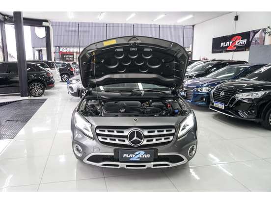 MERCEDES-BENZ-GLA 200-2018