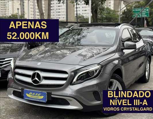 MERCEDES-BENZ-GLA 200-2015
