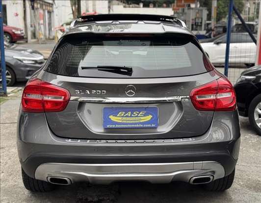 MERCEDES-BENZ-GLA 200-2015