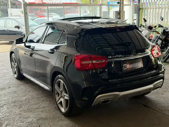 MERCEDES-BENZ-GLA 250-2.0 16V TURBO GASOLINA SPORT 4P AUTOMÁTICO MERCEDES-BENZ-GLA 250-2016