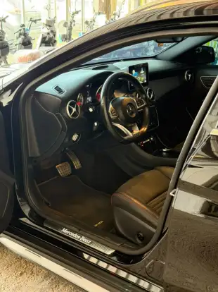 MERCEDES-BENZ-GLA 250-2016