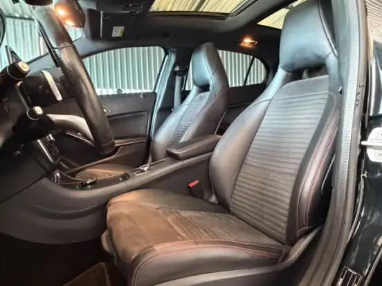 MERCEDES-BENZ-GLA 250-2.0 16V TURBO GASOLINA SPORT 4P AUTOMÁTICO MERCEDES-BENZ-GLA 250-2016