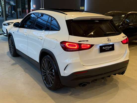 MERCEDES-BENZ-GLA 35 AMG-2022