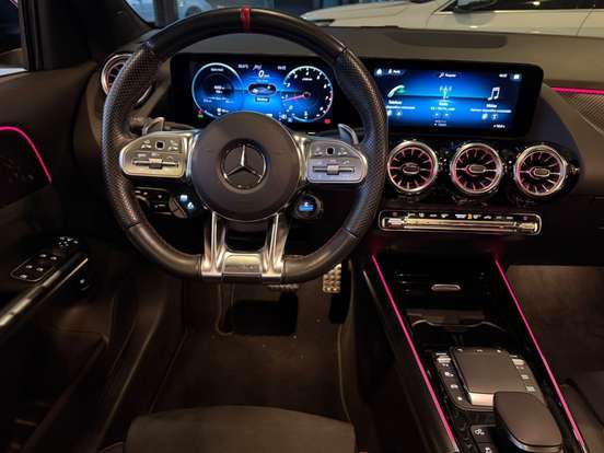 MERCEDES-BENZ-GLA 35 AMG-2022