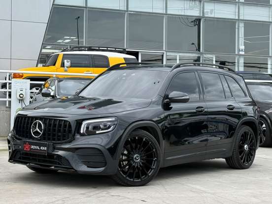 MERCEDES-BENZ-GLB 35 AMG-2022