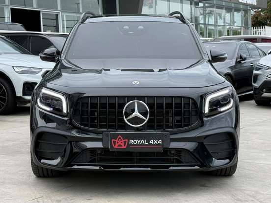 MERCEDES-BENZ-GLB 35 AMG-2022