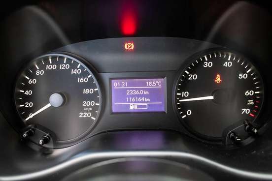 MERCEDES-BENZ-VITO-2015