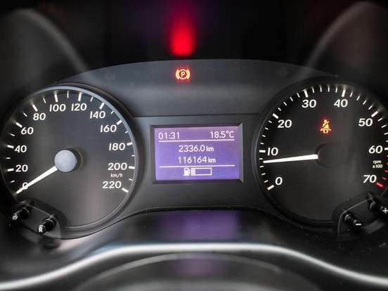 MERCEDES-BENZ-VITO-2.0 CGI FLEX TOURER 119 CONFORT 9L MANUAL MERCEDES-BENZ-VITO-2015