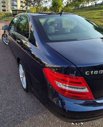 MERCEDES-BENZ-C 180-2012